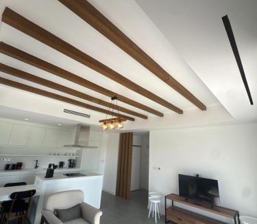 Karavas Apartment | Mediterra Defne Bahçe Manzaralı Modern Daire