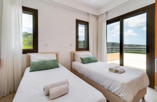 Theletra Villa | Villa Theletra with Private Pool and Great Views