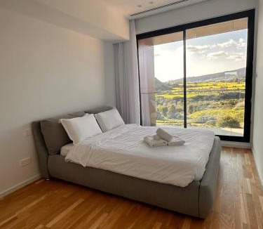 Agios Tychon Apartment | West Hill - Apartment in Agios Tychonas