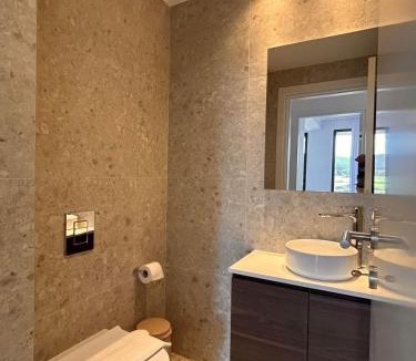 Agios Tychon Apartment | West Hill - Apartment in Agios Tychonas