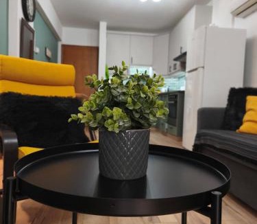 Skala Apartment | Renovated 2BR Apt near Mackenzie Beach - New Sunrise 105