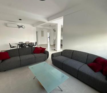Anarvagos House | Sykia Upper Floor 2-BR Apartment