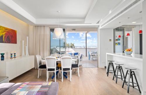 Larnaca City Centre Apartment | City Penthouse