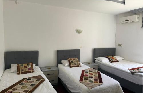 Politiko Hotel | City Hotel