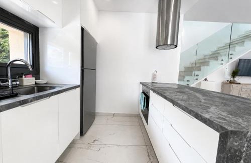Paphos Villa | Villa "Imperial 1" with pool - 3 bedroom near mall