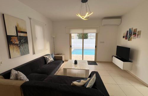 Pernera Villa | Palm Tree Villas