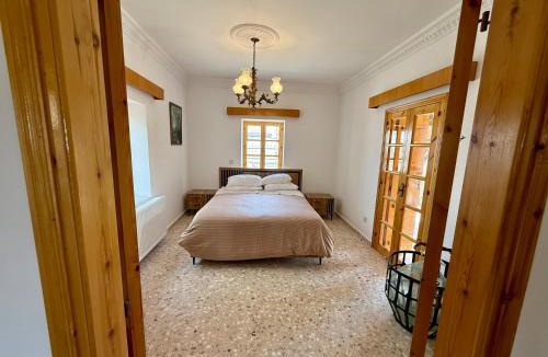 Kathikas Villa | Authentic 5 Bedroom Stone Villa with Pool in Kathikas