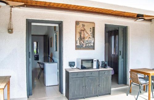 Anarvagos House | Villa Leda - The Guest Wing