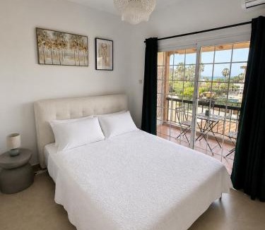 Pegeia House | Coral Bay Seaview Apartment by Aria-Walk to Beach