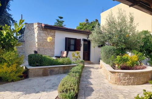 Agios Theodoros House | The Little House