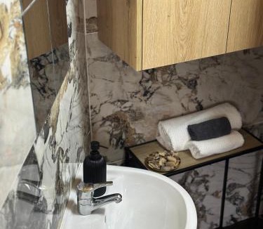 Tochni Apartment | Stone Nest