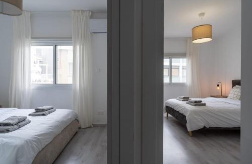 Historical Center Apartment | Central 2BR with Balcony in Limassol Old Town