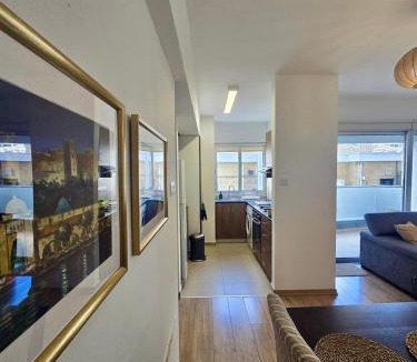 City Centre Apartment | Modern 1BR Flat in City Centre