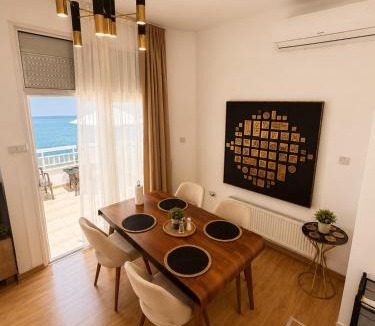 Karakum Apartment | Girne Lords Palace Yanında Muhteşem Deniz Manzara
