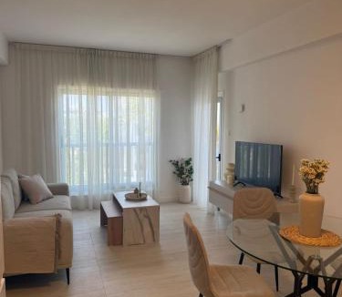 Agios Tychon Apartment | Palatino 1-Bedroom Apartment Near Beach