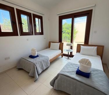 Protaras Villa | The Sea Breeze