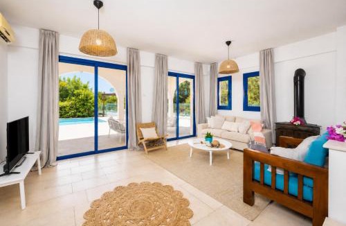 Agios Georgios Pegeias Villa | Villa Poseidonas