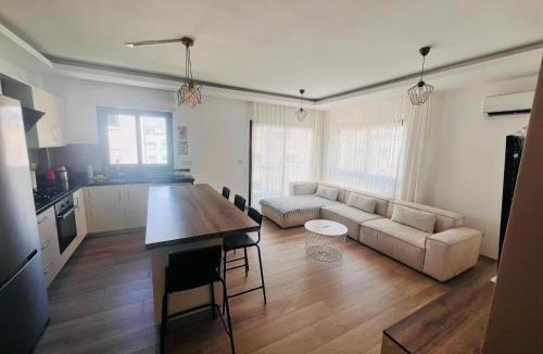 Kyrenia Hotel | Aslan House