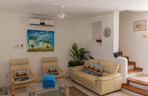 Chlorakas House | Sea front Villa Kristina