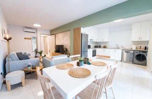 Larnaca City Centre Apartment | Dinglis Residences 31