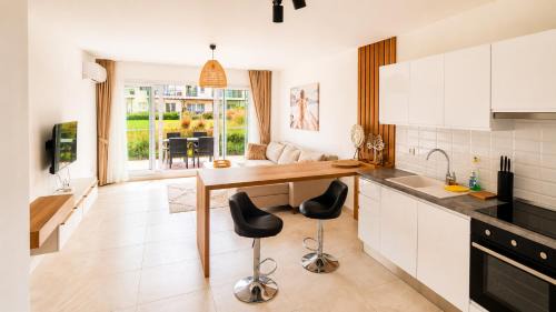 Bafra Apartment | Apartment with Terrace at Thalassa Beach Resort, Northern Cyprus