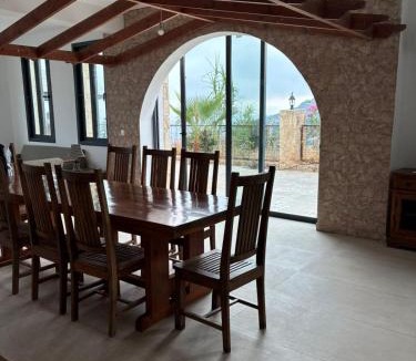 Fyti Villa | LasaThea