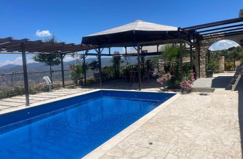 Fyti Villa | LasaThea
