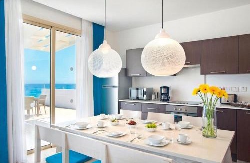 Pernera Villa | Exquisite Protaras Villa Villa Bulat 4 Bedrooms Beachfront