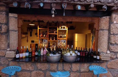 Trikomo Hotel | Bademli Stone House