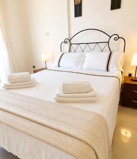 Peyia Town Apartment | Pleasant Studio apartment, Z4 in Vanessa Complex