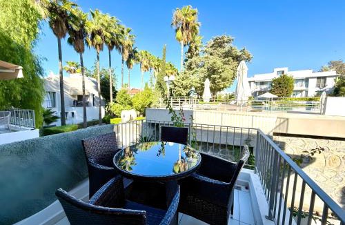Karavas Apartment | Milos Park Homes Modern 2BR Apartment with Pool Alsancak Girne