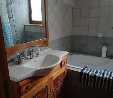 Agios Athanasios House | Room in a Traditional House near the sea