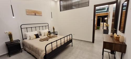 Pyla House | Allure Suites