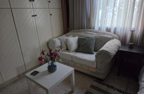 Limassol Apartment | Ground floor Apt with a garden view