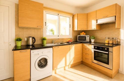 Ayia Napa Apartment | Lovely one bedroom flat in a prime location near Nissi Beach in Ayia Napa with a beautiful terrace free parking and just minutes from the sea and all main amenities