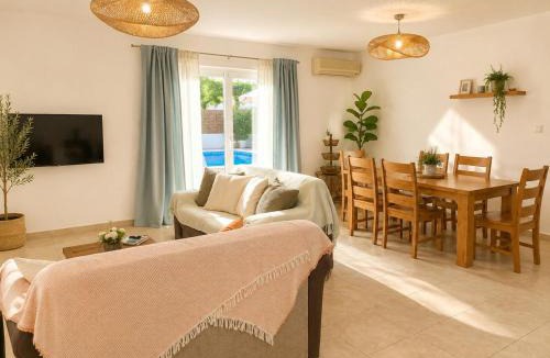 Ayia Thekla Villa | Sunset Villas Retreat Ayia Thekla