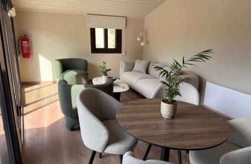 Spilia Hotel | Pine Inn