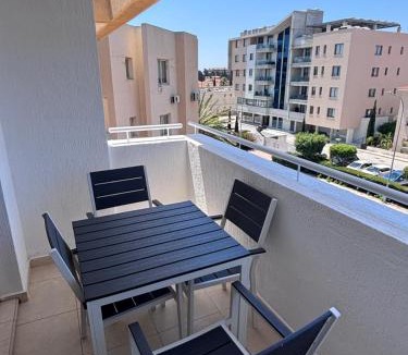 Universal Apartment | Modern 2 bedroom apartment with swimming pool