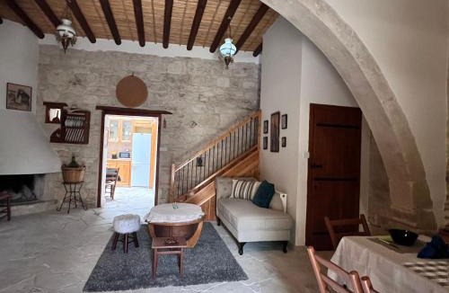 Vasa Koilaniou House | Daphne Cottage - A charming cottage in Vasa Village
