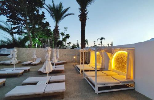 Pernera Hotel | Bohemian Gardens Hotel