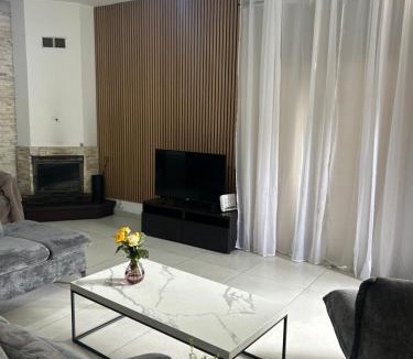 Kato Amiantos House | Protopapas House