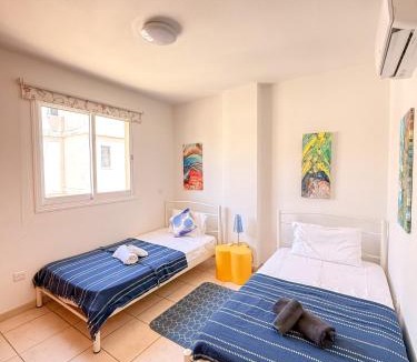 Skala Apartment | Emerald Sea Retreat 2 min from Mackenzie Beach and airport