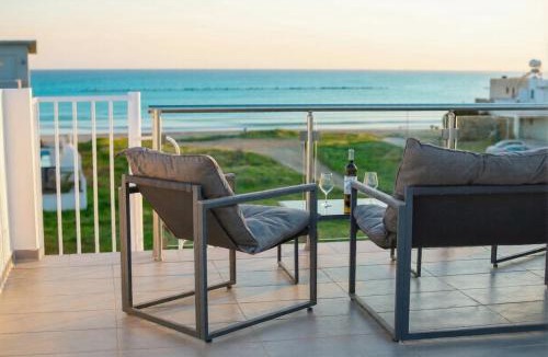 Pervolia House | Cozy beach house