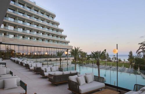 Pernera Hotel | Sunrise Emerald