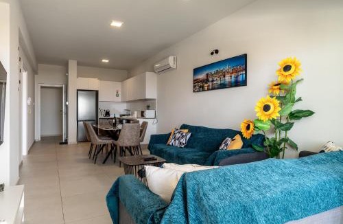 Kapparis Apartment | The Icon 103 - Luxury 2BR Sea View with Pool, Mythical Seas - Protaras