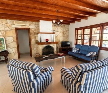 Pano Akourdalia Villa | Koutsini Villa