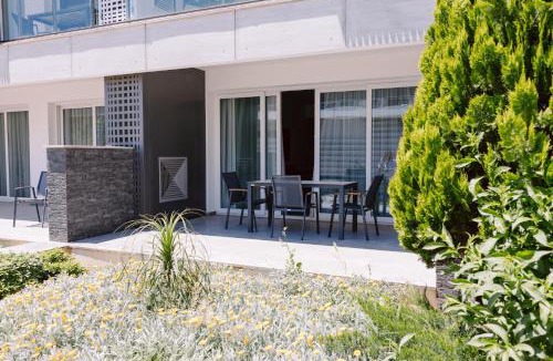 Trikomo Apartment | Globalstay Courtyard Long Beach
