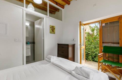 Kato Lefkara House | Annis House