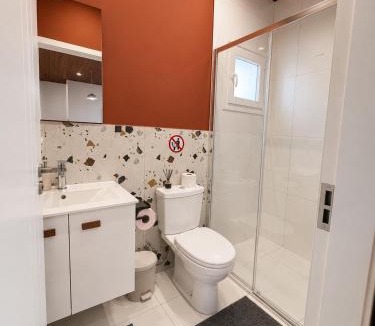 Limassol Apartment | Modern StudioNr3 Kitchen bathroom Terrace