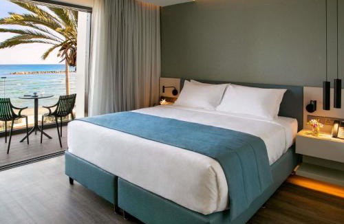Oroklini Hotel | Mercure Larnaca Beach Resort